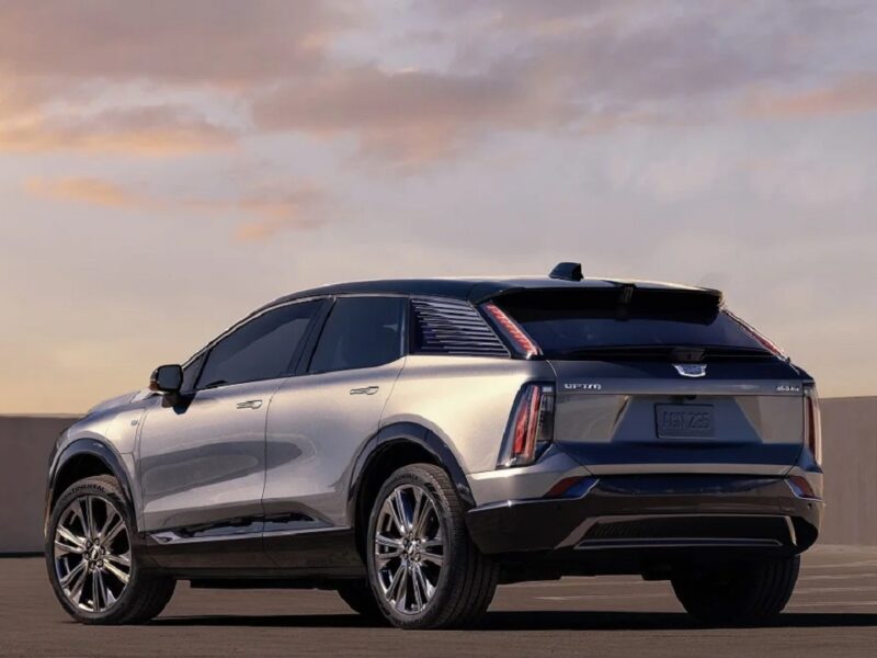 سيارة كاديلاك أوبتيك 2025.. أفخم SUV كهربائية تجمع بين الأداء الذكي والتكنولوجيا المتطورة