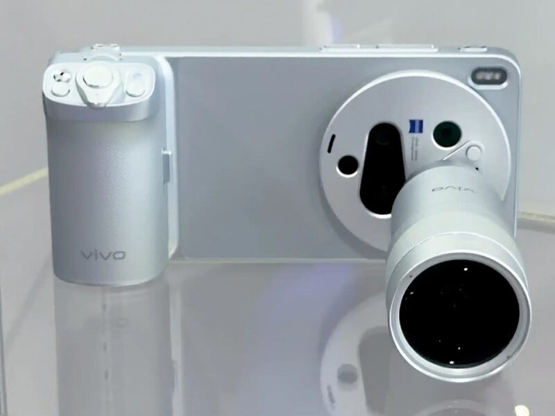هاتف Vivo X300 Ultra يقتحم عالم الهواتف بقوة.. قدرات تصوير سينمائية  تغير قواعد المنافسة