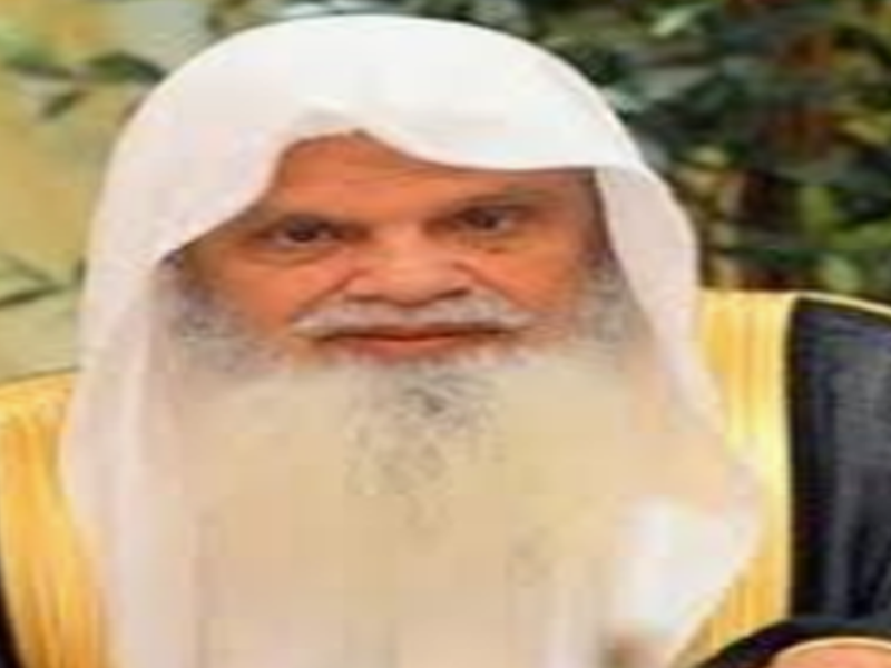 الشيخ علي الحذيفي خطيب يوم عرفة لأول مرة من مسجد نمرة ..هذا أهم ما تعرفه عنه