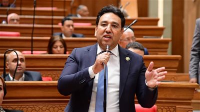 غياب الإطار القانونى والتنظيمى لضبط صناعة المحتوى “البلوجرز” يهدد الأمن المجتمعى- نبض مصر